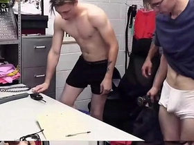 变态黑警Donovan Cox深喉猛操精壮少年Nico Nova - 少年犯系列 steadfast gay sexual congress videos asian