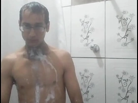 网上泄露了我给小区骚货发裸照 今晚就去干死这个贱货 hd asian sex videos elated