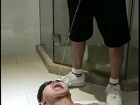 亚洲人尿吐 asian real gay sex videos