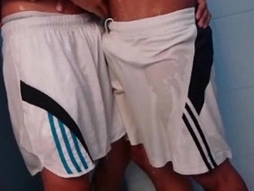 冷静一下 asian gay village sex videos