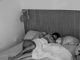 小骚货抓鸡巴在隐藏摄像头前献肛！ asian well-pleased sex videos uncle