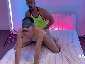 无套狂干。第一部 bisexual asian gay sex videos