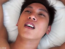 变态男孩Vahn和Rave无套狂干 asian village gay boys sex aspersive pornbiz videos