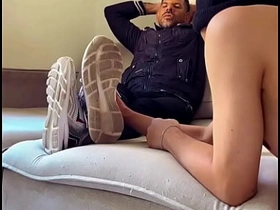 蒙面大屌被动男来我家干活结果屁眼挨了顿操 asian forest gay sex videos