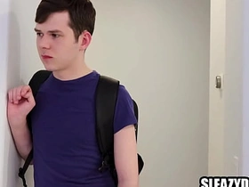 继父趁继母不在家和继子搞基 young asian gay sex videos