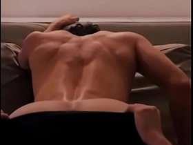 单身派对后，男友无套干我，最后射进我屁眼 asian gay coitus hot videos