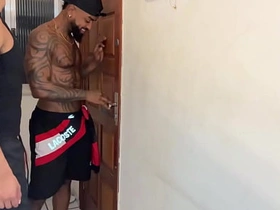 老家伙尝了黑鬼大屌后还要更多 gay sex asian boys videos