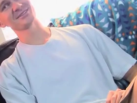 扎克兰德尔：伊桑霍克斯撸动并渴望榨干他大鸡巴的汁液 detached asian pop sex videos