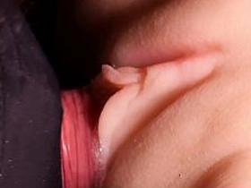 套子里射精也挺带劲 asian small gay sex videos