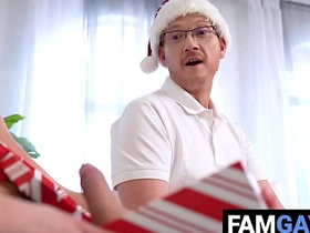 给继父Brody Kayman的肉棒礼物 Kyle Michaels asian hot gay boy sex videos