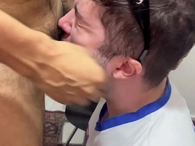 卧槽这大屌坐得真爽 完整版在RED trending asian gay sex videos