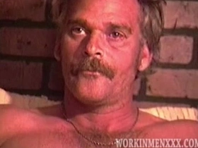 熟男韦恩打飞机 asian gay pron copulation videos