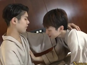 亚裔给同性小受口交 asian detached full sex videos