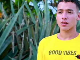 嫩臀骚年挨操实录 asian alms-man gay sex videos