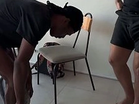 客户来询价结果被黑屌捅爆还吃了两发浓精 uncaring sex videos teen asian