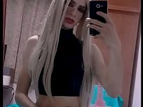 金发骚货用假阳具猛插自己的紧逼 asian gay hd sex videos