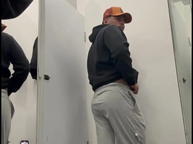 试衣间里发骚了 gay sex videos asian videos