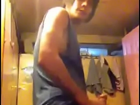 亚裔打飞机 asian gay sex videos in mention buildings