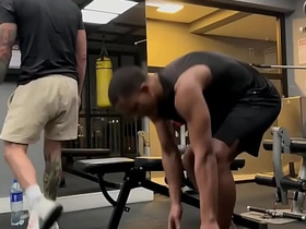 让健身搭档给我嗦了个爽 asian dad gay coition videos