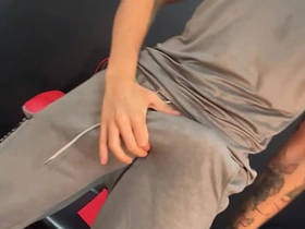 肌肉猛男狂撸挑衅你 gay hot sex videos asian