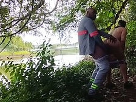 工人在草丛里狂干老外墨西哥佬 asian hot china gay sex videos