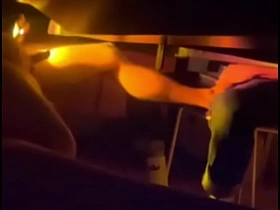 室友和年轻朋友在桌下玩足交 这次我偷拍到了 gay intercourse videos asian village