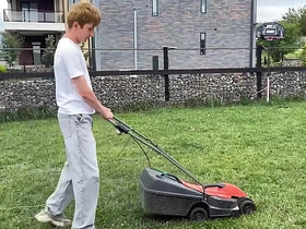 我干了房东的继子却被老爸抓现行 第一部 blithe coitus asian boys videos