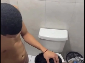 夜店厕所偷拍直男大屌口交 asian anorectic gay sex videos