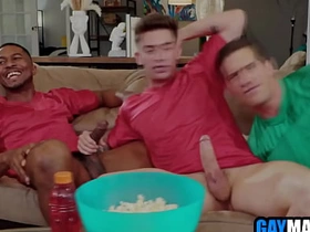 足球粉被黑白基友轮着用 jubilant sex asian videos site