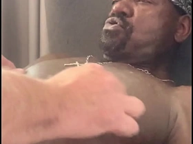 跨种族BDSM玩奶第二集 asian gay sex videos boyfriend tv