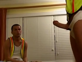 老爹性档案: 菜鸟Felix Andrews的紧穴吞下Richie Sabatini和Andrew Justice的肥屌 asian gay sex videos caught