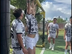 足球队借着酒劲和汗水开始互相操屁眼 gay sex videos asian telugu