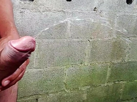 尤里·加乔 - 巴西肌肉猛男巨蟒喷射 boy sex videos china asian gay