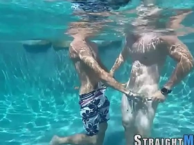 直男亚裔骑鸡巴 asian gay sex videos xnxx.com