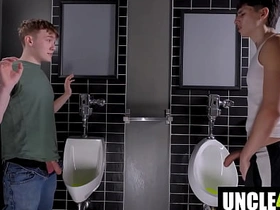 你他妈看什么看 安吉尔·埃利亚斯 gay teen asian sex videos