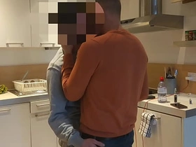 直男建筑工Jack坐在老爹大腿上 gay lovemaking videos asian group