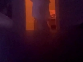 监控拍下瘦弱少年被发情继父弄醒 快速激烈的一顿操作：打屁股、口交、踩踏、坐脸 gay asian group sex videos