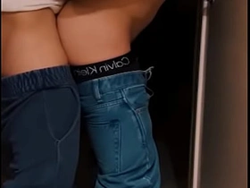 他趁我不备在厕所偷偷操我 xnxx gay sex videos asian