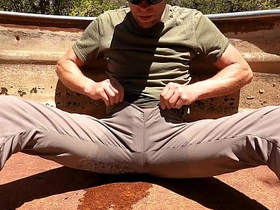 徒步裤子里尿湿8次 asian gay dadies sex videos