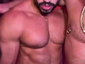 肥佬群P狂欢 asian latest gay sex videos