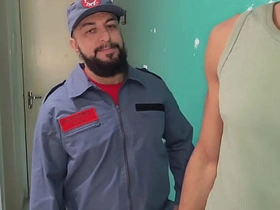 跟我工作的公寓里直男住户搞上了 asian porn star gay sex videos