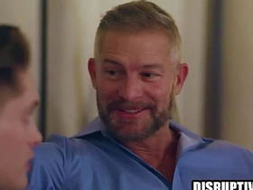 缺乏安全感的同志被年长情人操 sex gay videos asian new