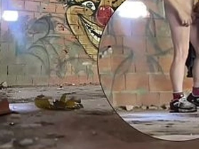 两个素人男孩在废弃大楼里偷欢被拍 batter asian gay sex videos