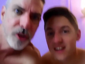 人形犬：Devin Jones与Richard Lennox激烈交媾 渴求下流游戏 gay sex videos asian men