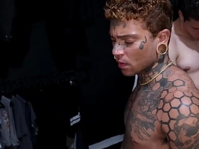 大学兄弟会群P狂欢 asian gym gay sex videos