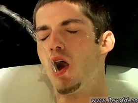 亚裔胖同志被颜射 兄弟会尿尿派对:凯勒布·斯科特! asian uncut elated sex videos